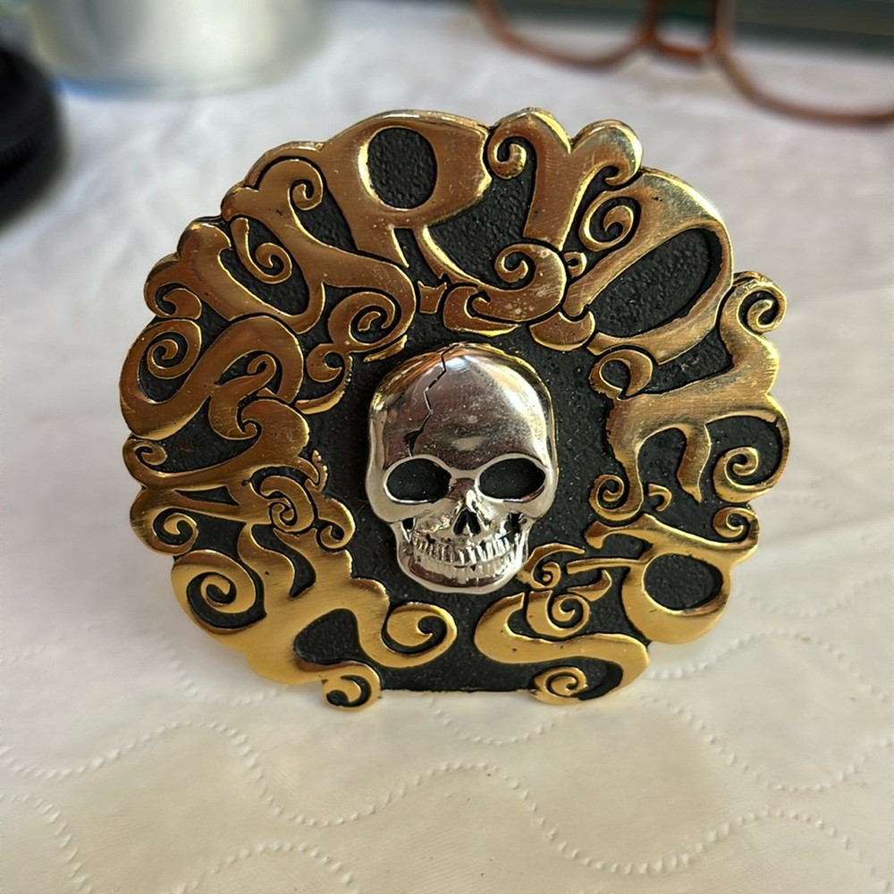 Gold and Black Skull Belt Buckle